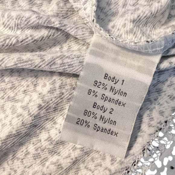 GG Blue Long Sleeve UV 50+ Golf Tennis Small EUC - Picture 6 of 6